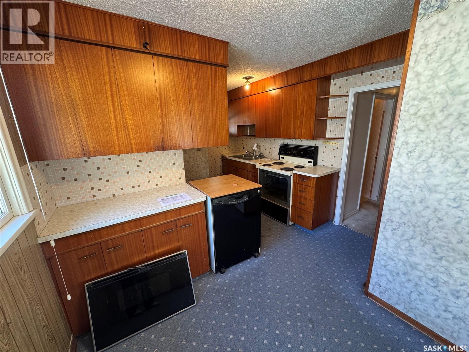 629 17th Avenue E, Regina, Saskatchewan  S4N 0Y8 - Photo 4 - SK051635