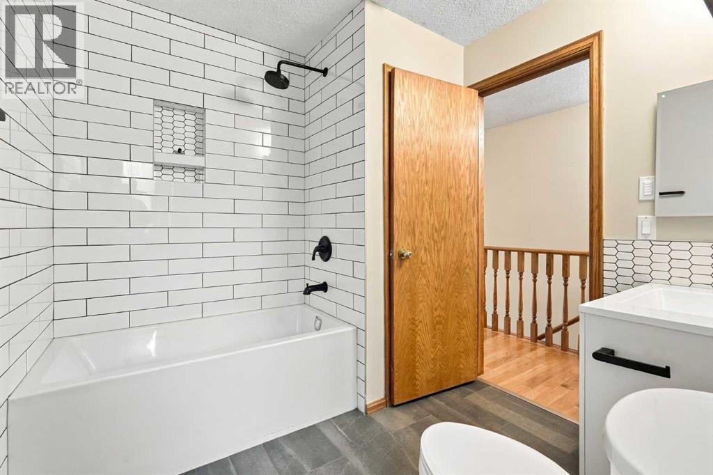 A, 1712 15 Street NW, Calgary, Alberta  T2M 3N7 - Photo 11 - A2353566