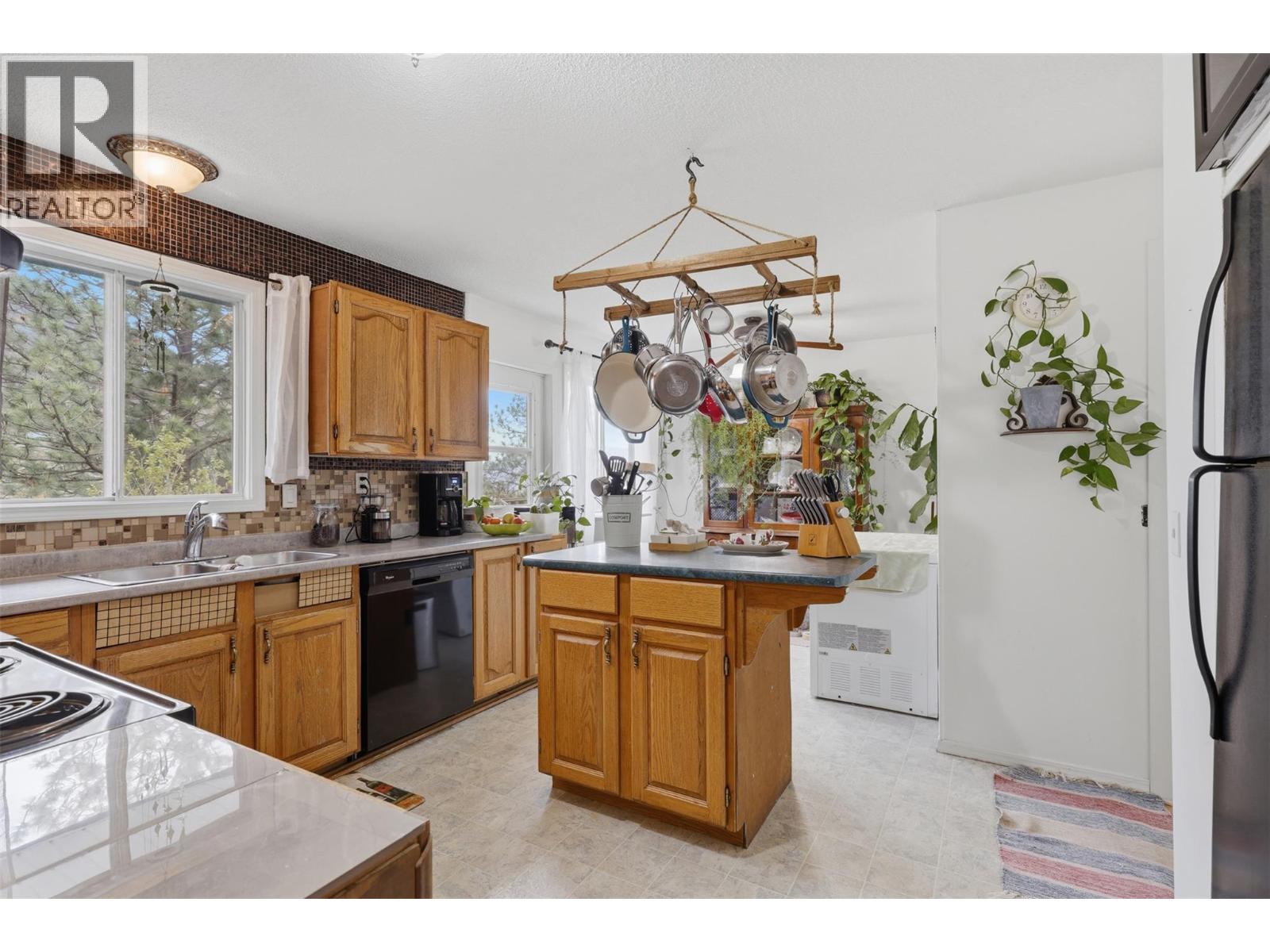 1237 Highridge Drive Kamloops Photo 12