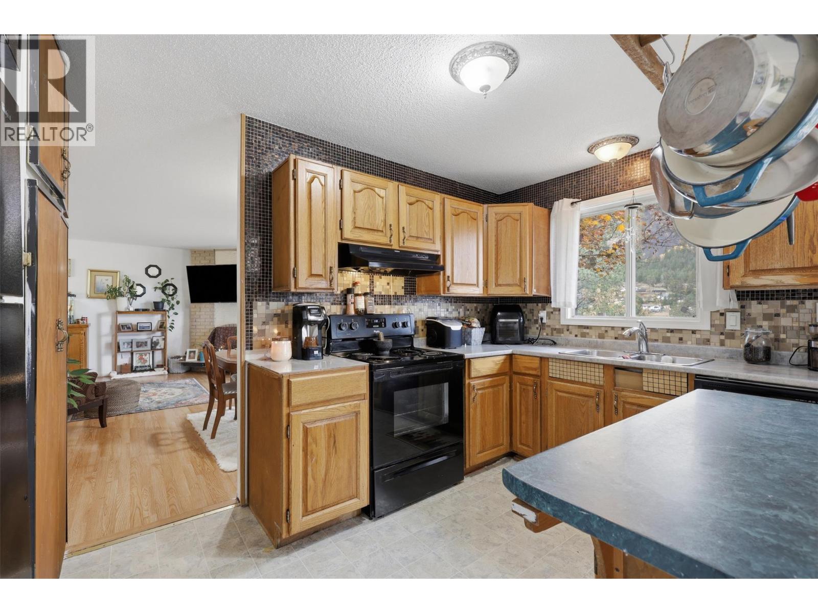 1237 Highridge Drive Kamloops Photo 14