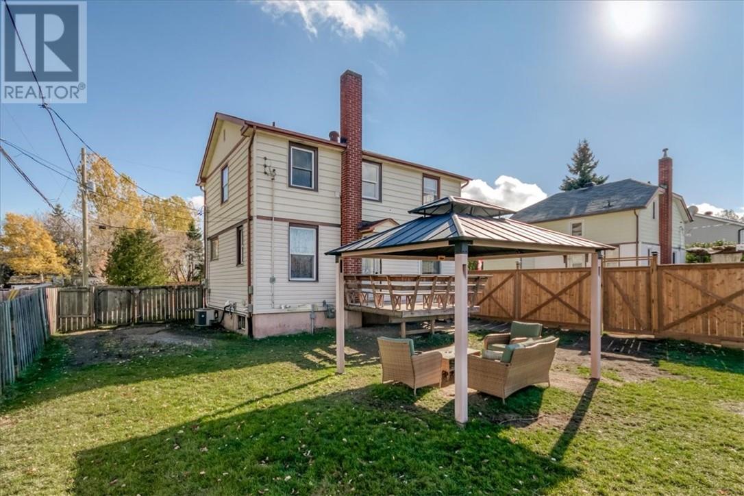 2 Mcnevin, Copper Cliff, Ontario  P0M 1N0 - Photo 5 - 2131060