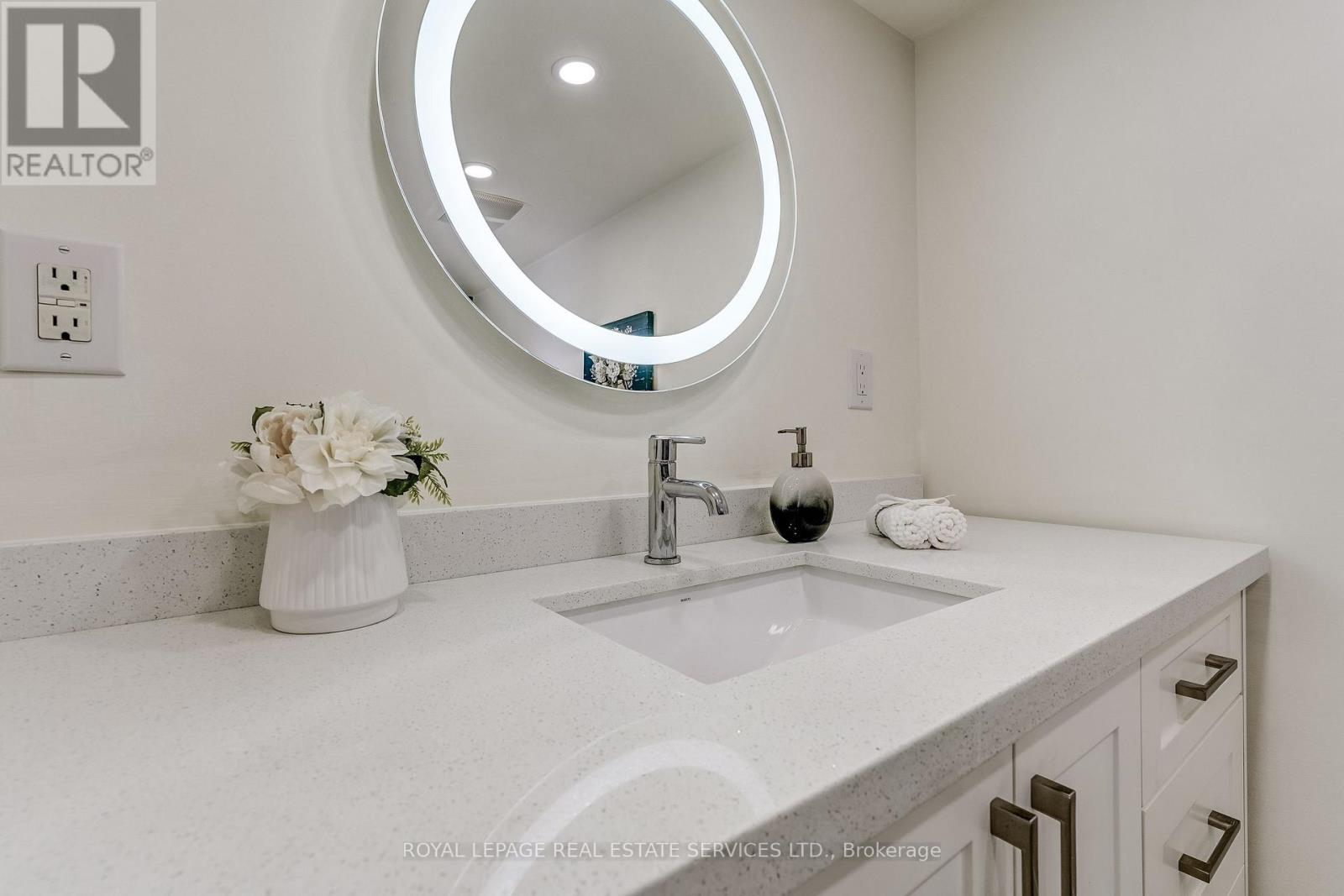 1821 Bonnymede Drive, Mississauga, Ontario  L5J 1E2 - Photo 38 - W14107168
