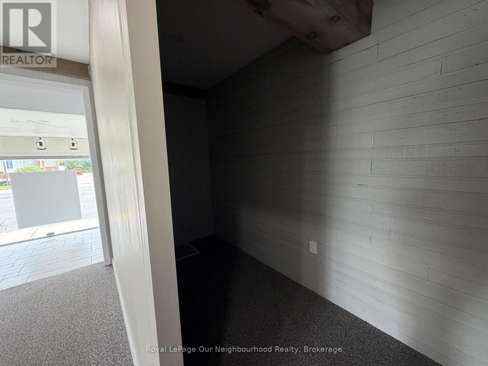 26 Ritson Road N, Oshawa, Ontario  L1G 5P3 - Photo 18 - E14107456
