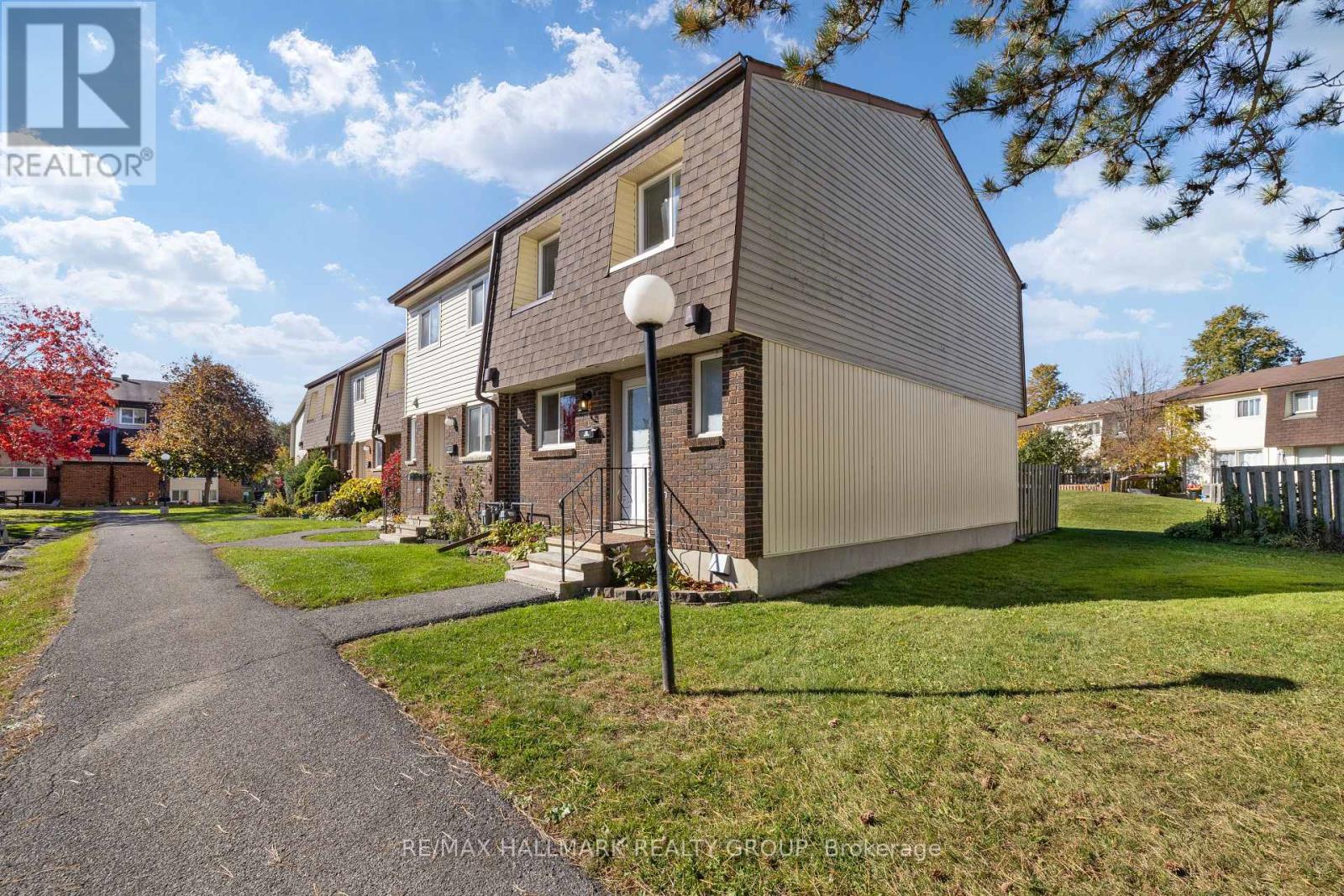 1a Forester Crescent, Ottawa, Ontario