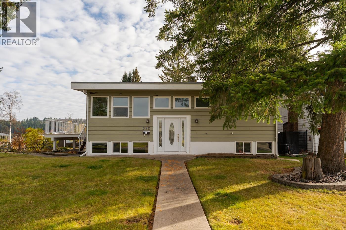 592 N Quinn Street, Prince George, British Columbia  V2M 3J5 - Photo 1 - R3177741