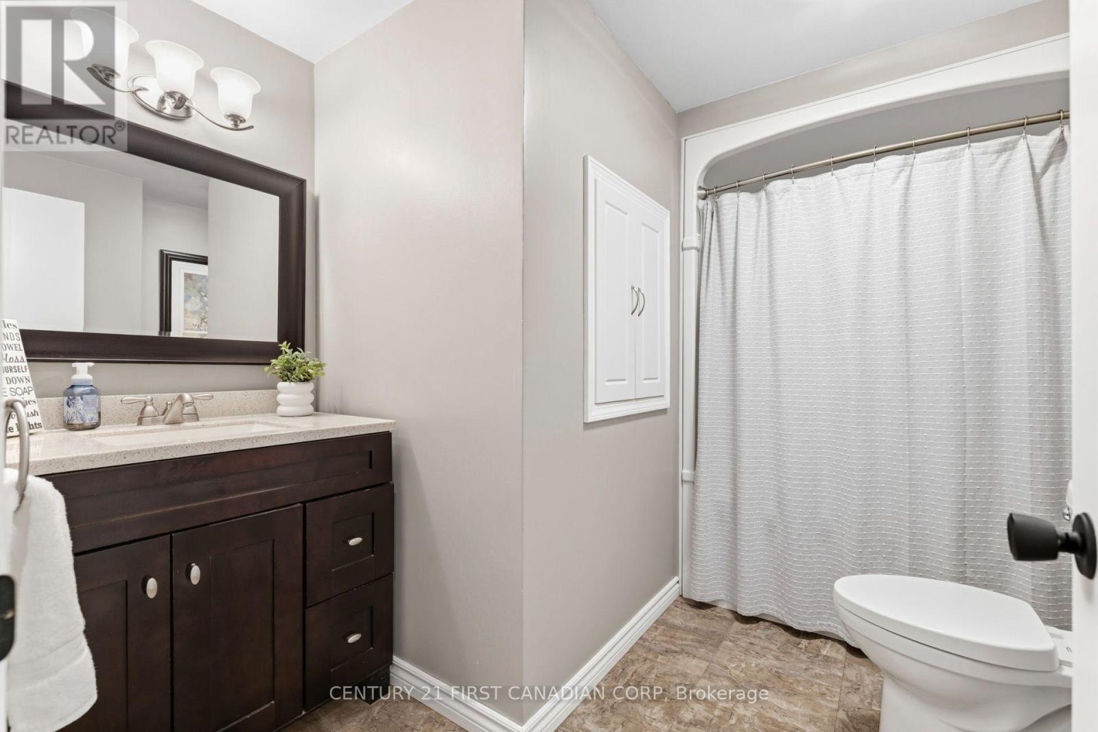 32831 Richmond Street, Lucan Biddulph, Ontario  N0M 2J0 - Photo 15 - X14107420