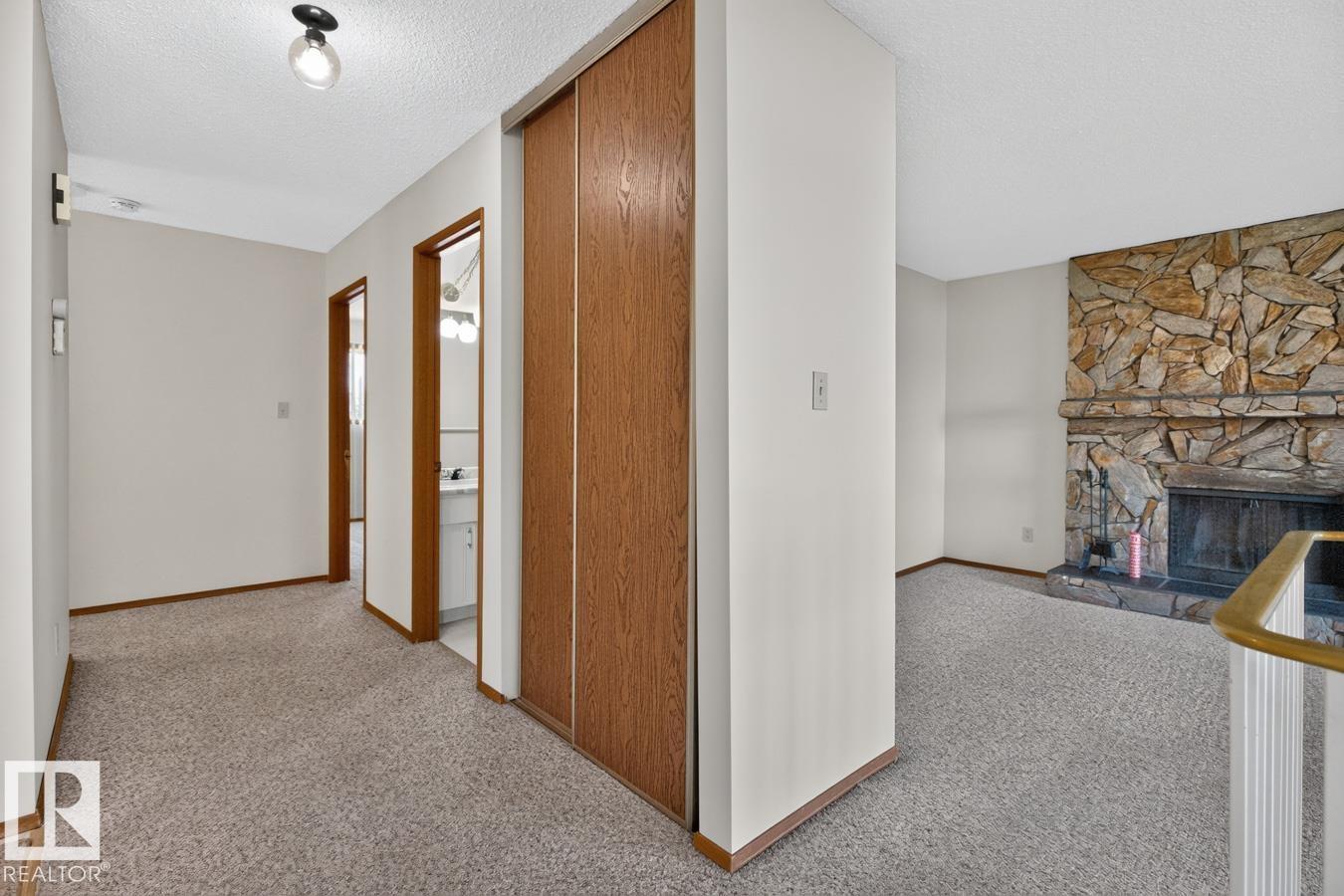 3047 143 AV NW