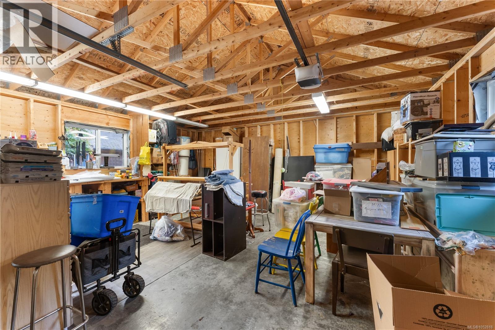 3275 South Rd, Gabriola Island, British Columbia  V0R 1X7 - Photo 24 - 1052818
