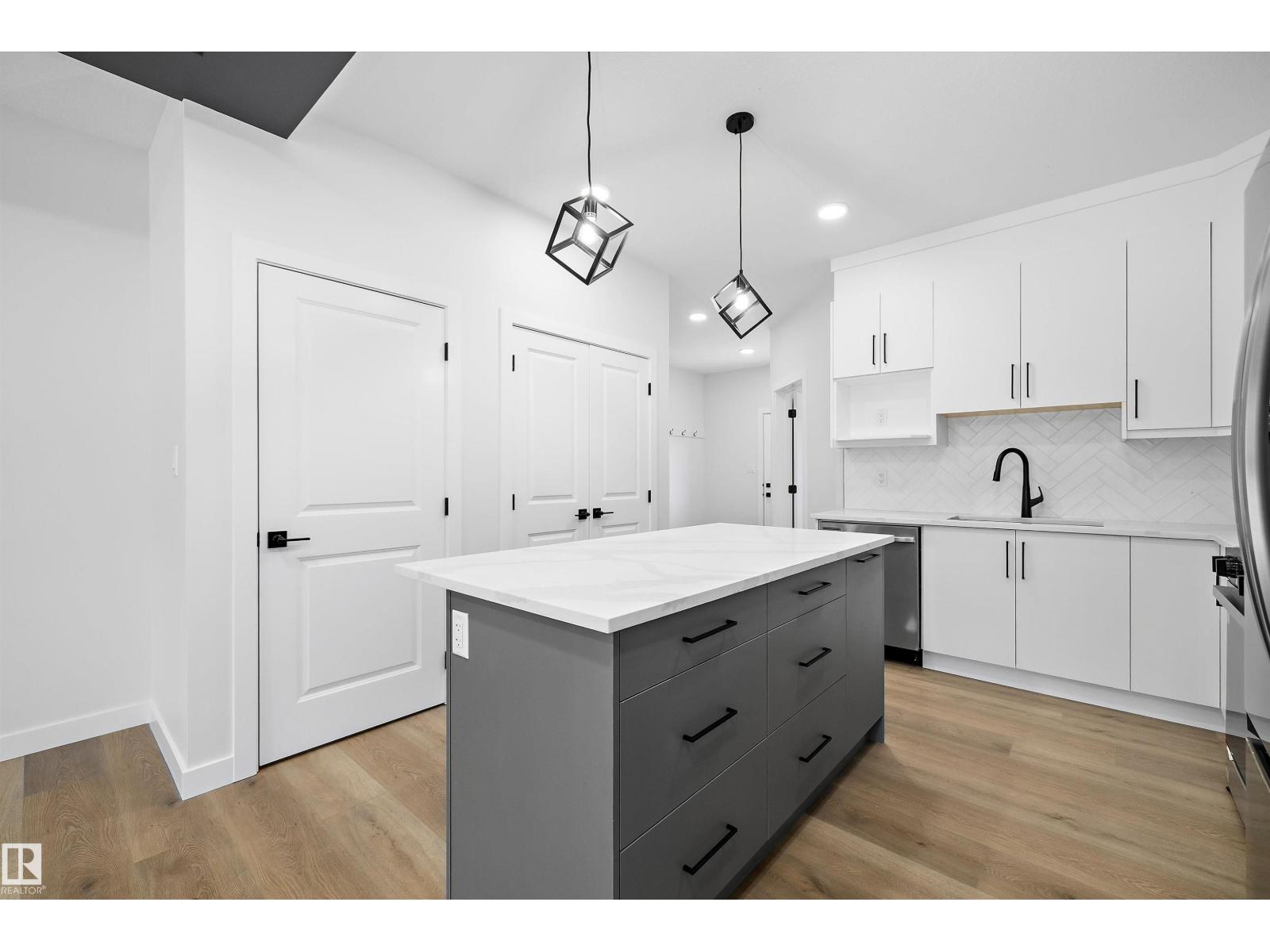 53 Clichy Cl, St. Albert, Alberta  T8T 2E4 - Photo 12 - E4513477