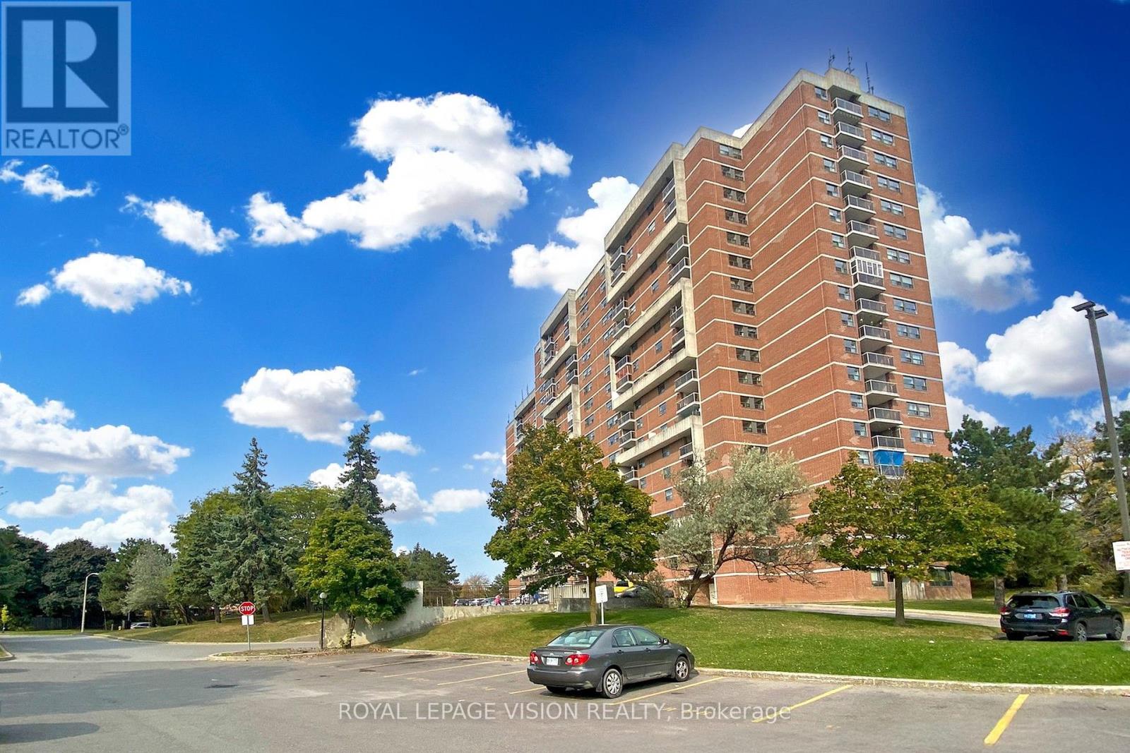 606 - 100 Wingarden Court, Toronto (Malvern), Ontario  M1B 2P4 - Photo 3 - E14107340