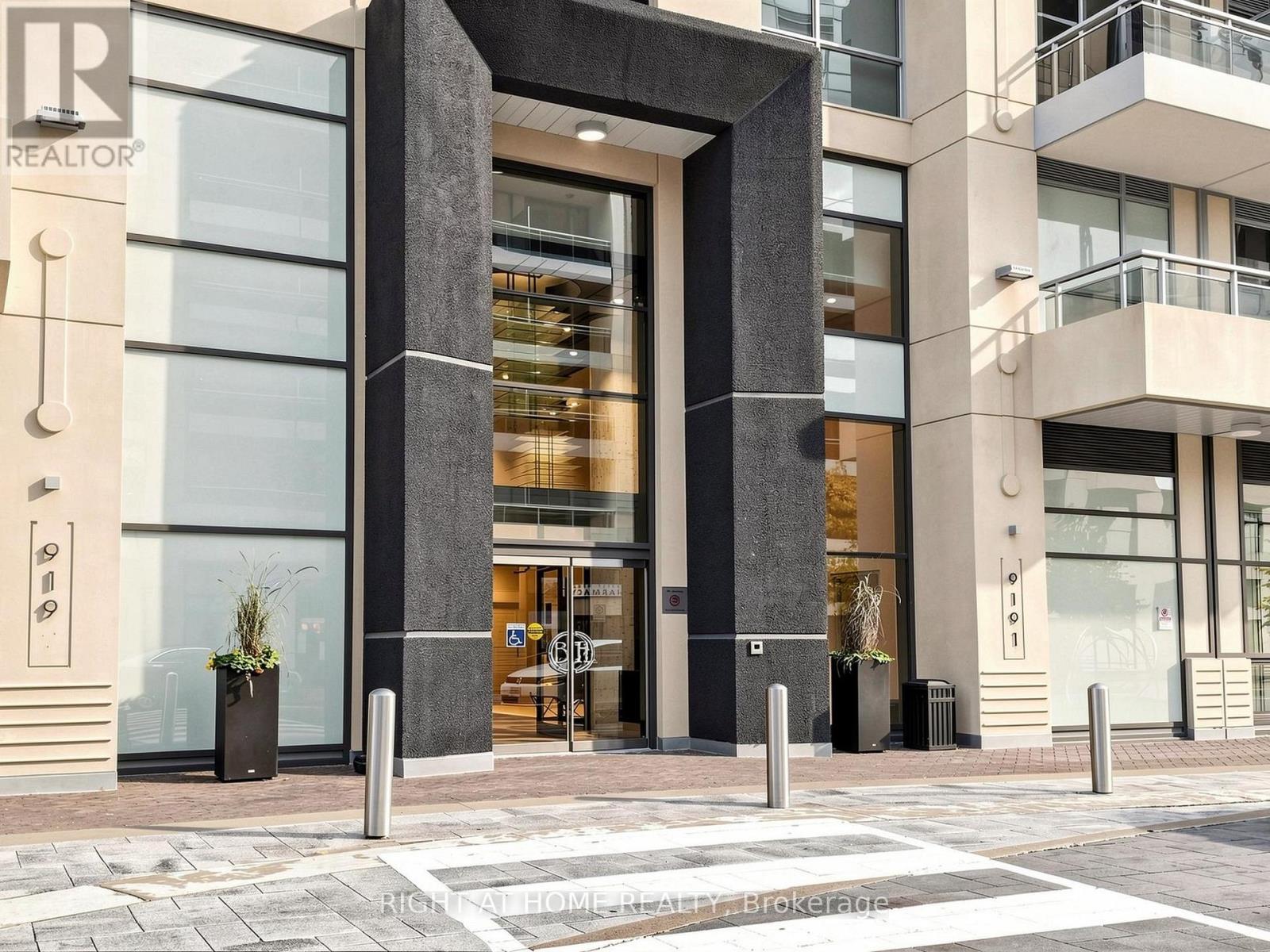 609 - 9191 Yonge Street, Richmond Hill, Ontario  L4C 1E2 - Photo 2 - N14107376