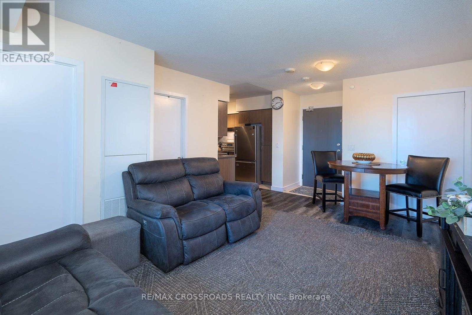 1101 - 8 Trent Avenue, Toronto, Ontario  M4C 0A6 - Photo 10 - E14107508