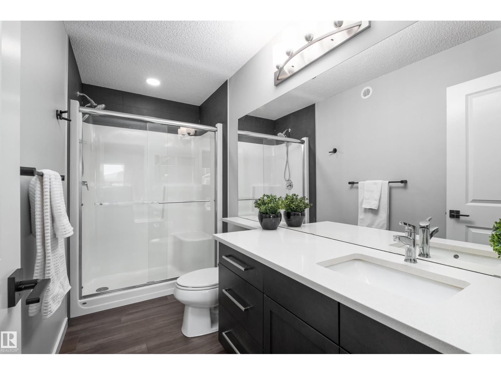 310 41 ST SW