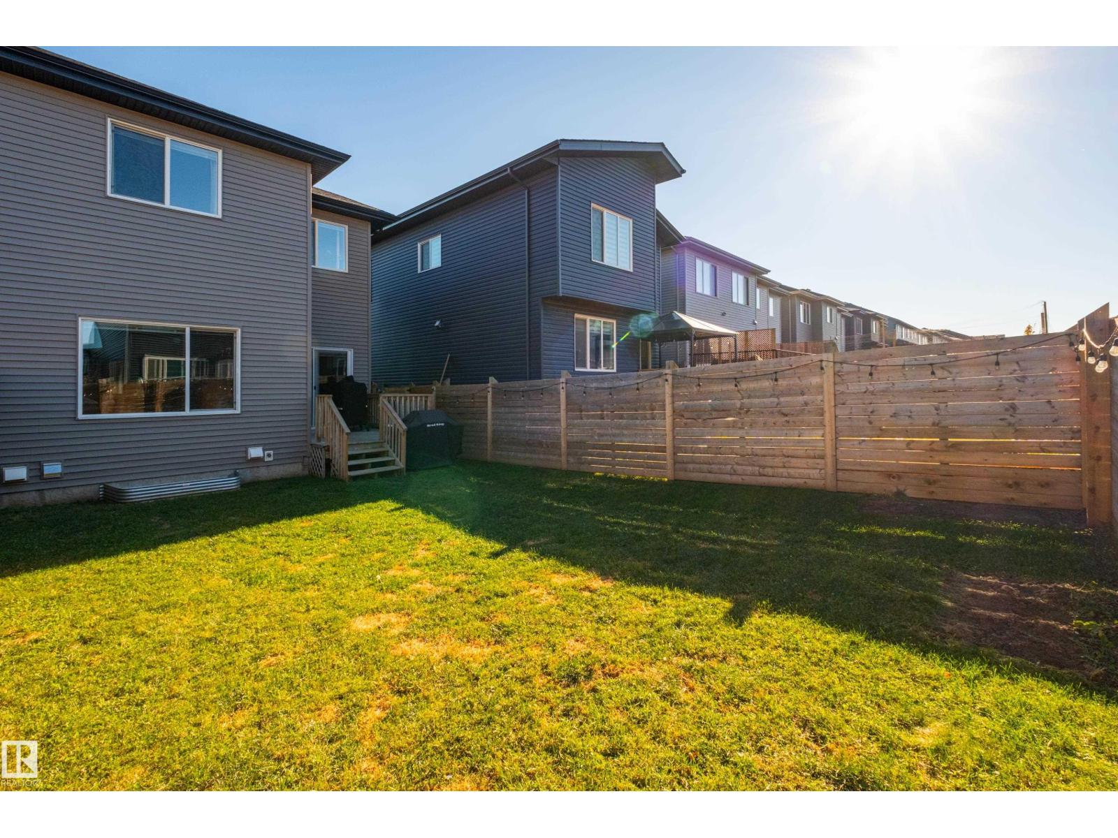 310 41 ST SW