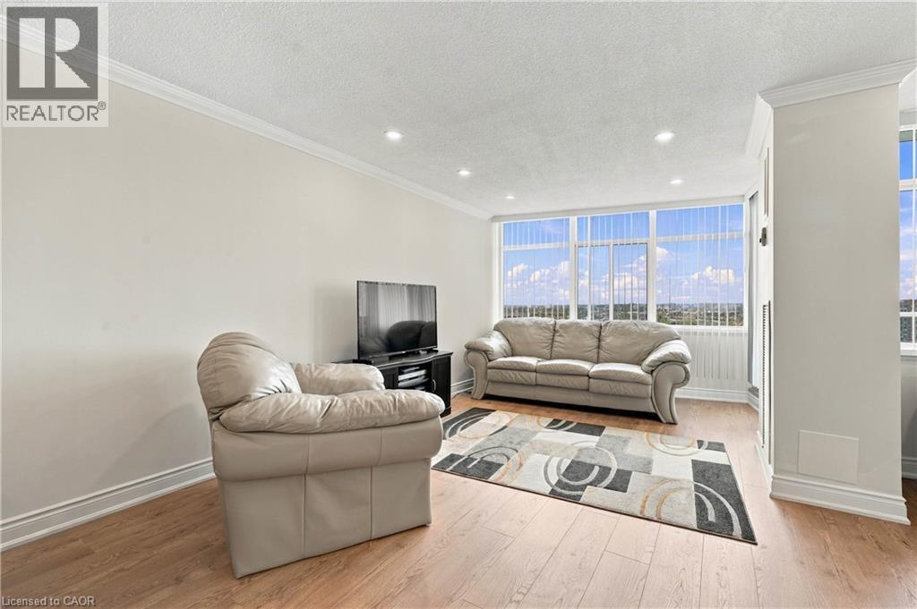3100 Kirwin Avenue Unit# Ph04, Mississauga, Ontario  L5A 3S6 - Photo 14 - 40872093