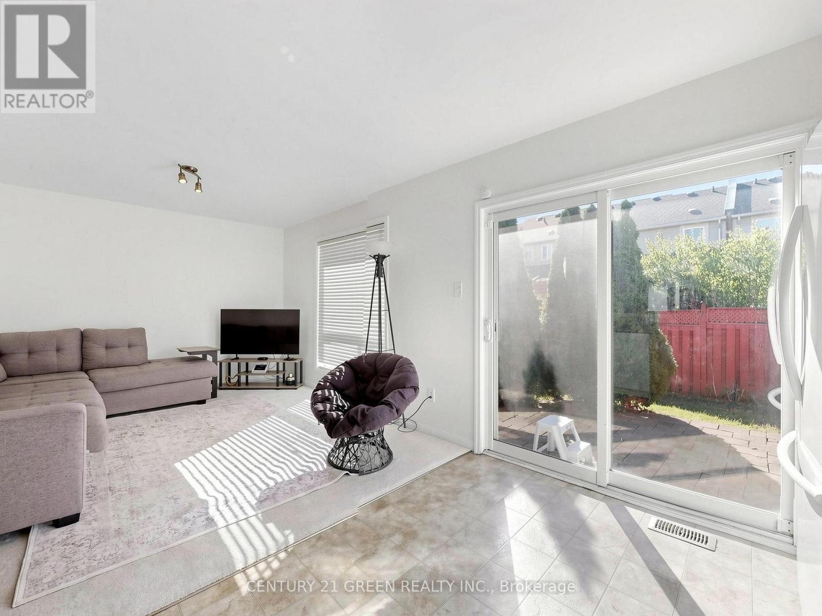 821 Bennett Boulevard, Milton, Ontario  L9T 6X9 - Photo 6 - W14107428