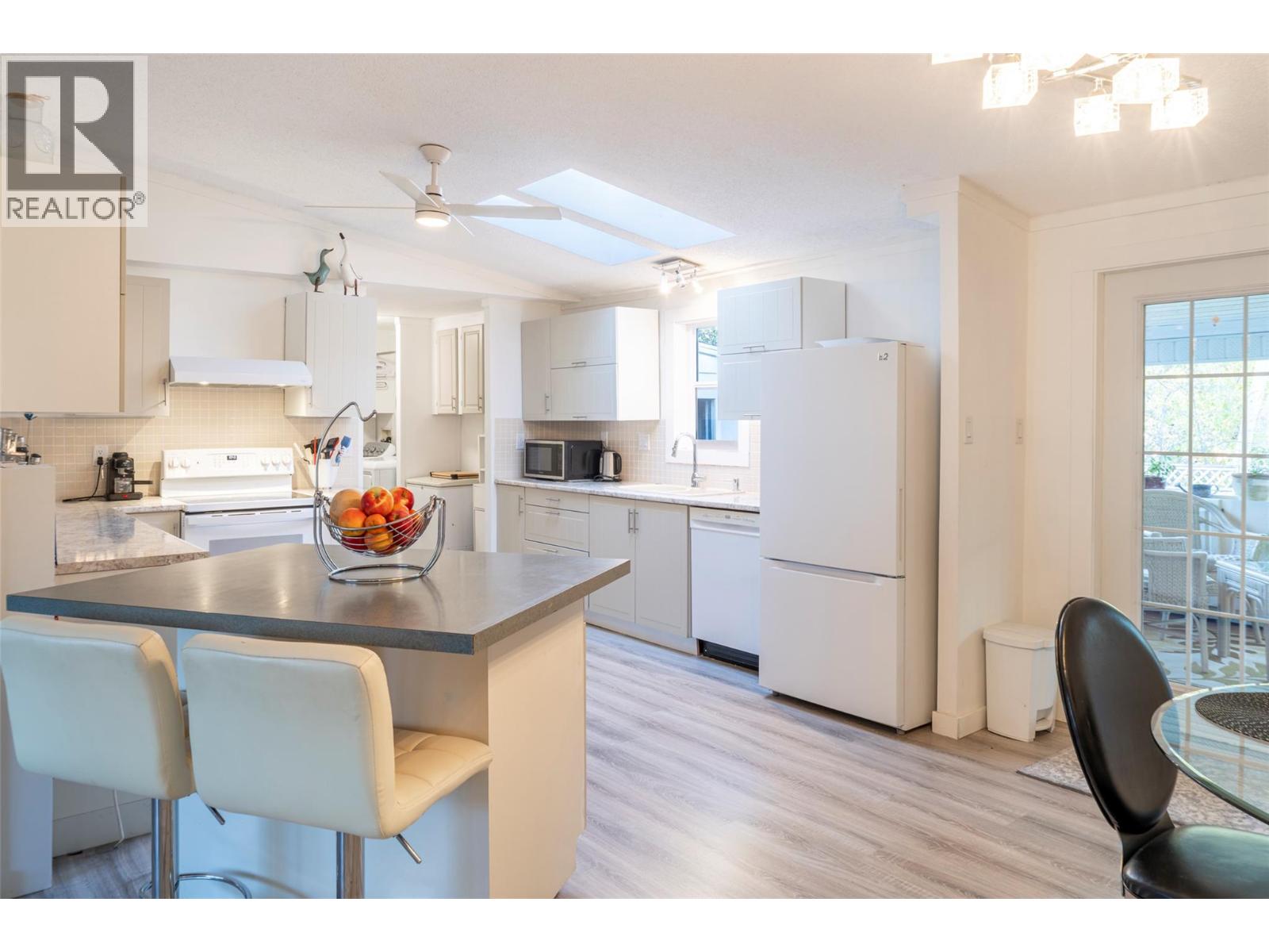 1881 Boucherie Road Unit# 45