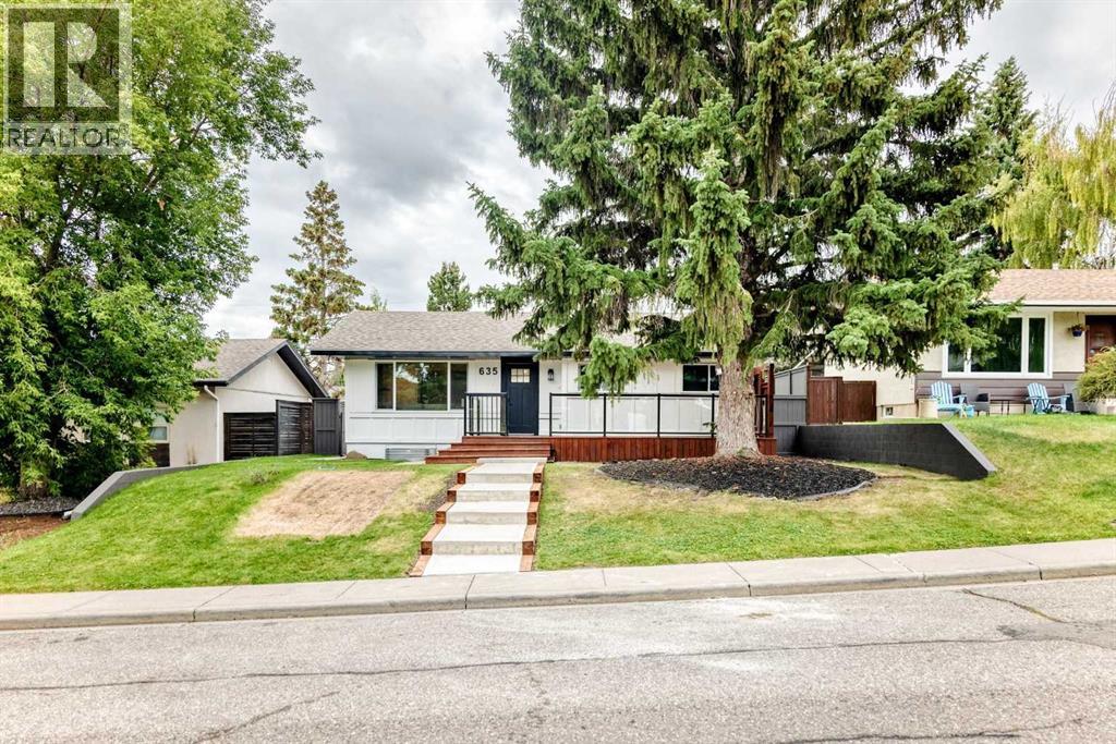 635 104 Avenue SW, Calgary, Alberta