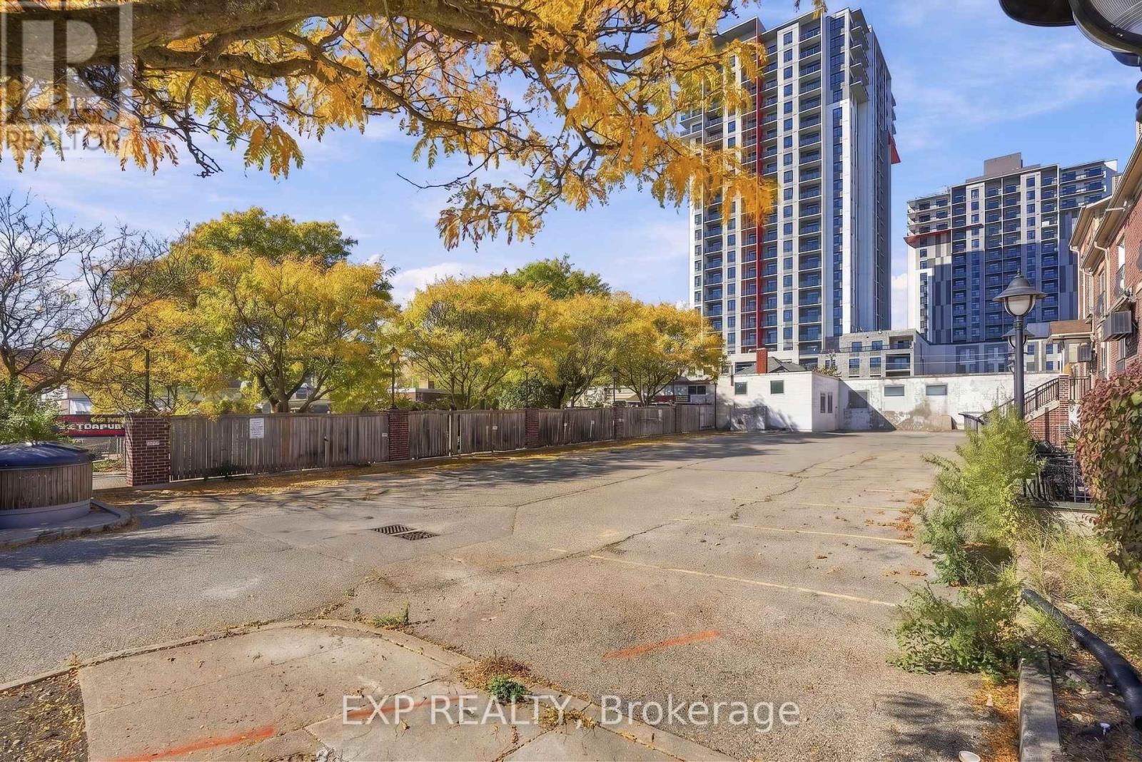 106 - 555 King Street E, Kitchener, Ontario  N2G 2L9 - Photo 14 - X14107378