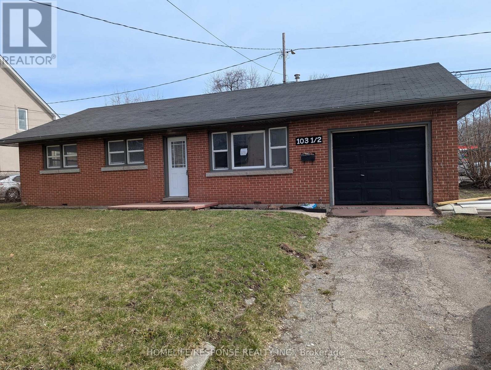 1/2 - 103 WATER STREET S, Cambridge, Ontario