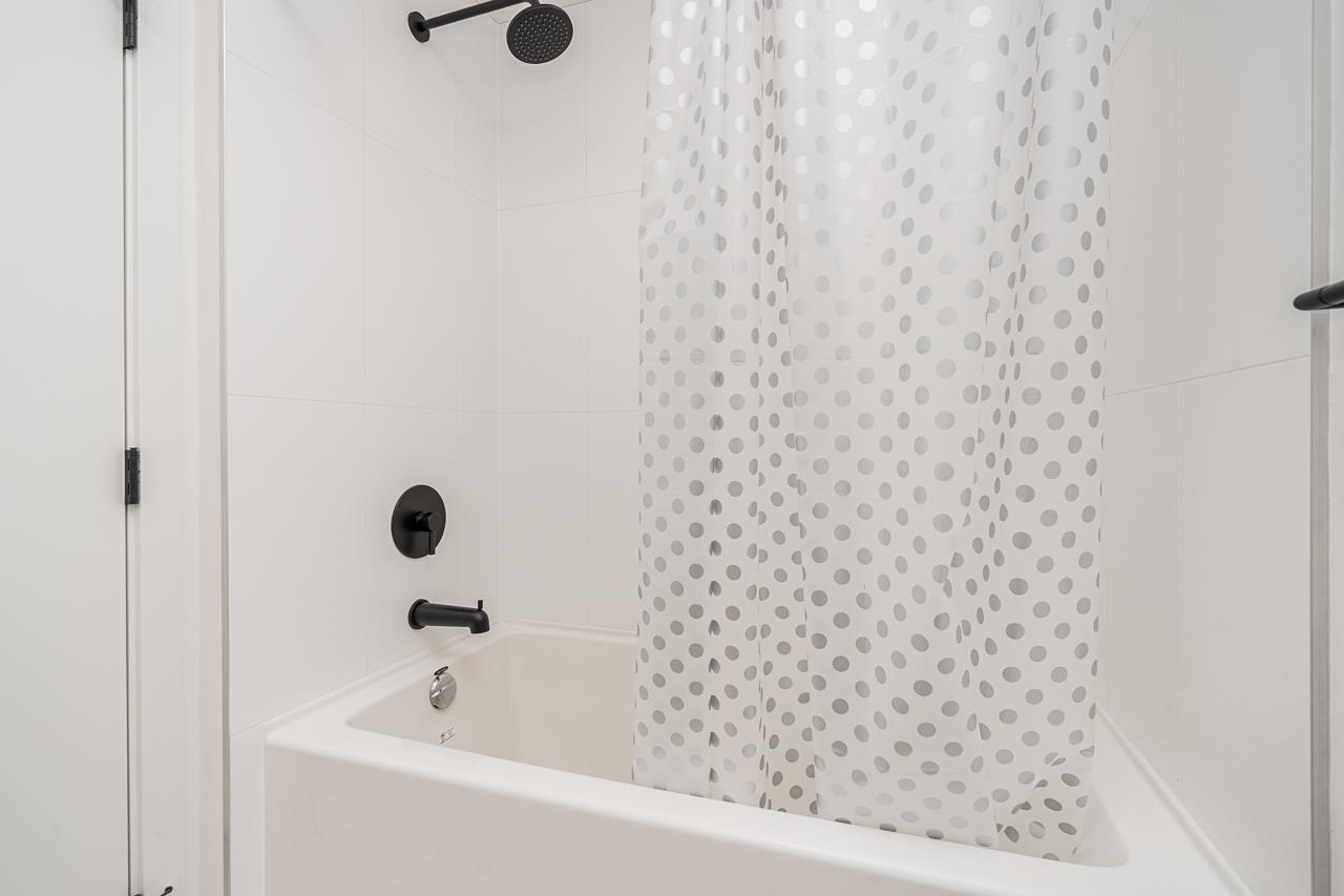221 9456 134 Street, Surrey, British Columbia  V3V 0G8 - Photo 25 - R3177759