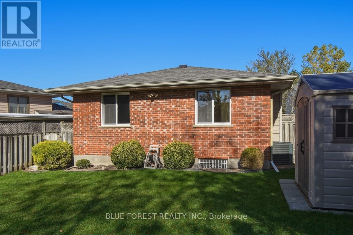 39 Gerald Crescent, London South, Ontario  N5Z 5A4 - Photo 41 - X14106990