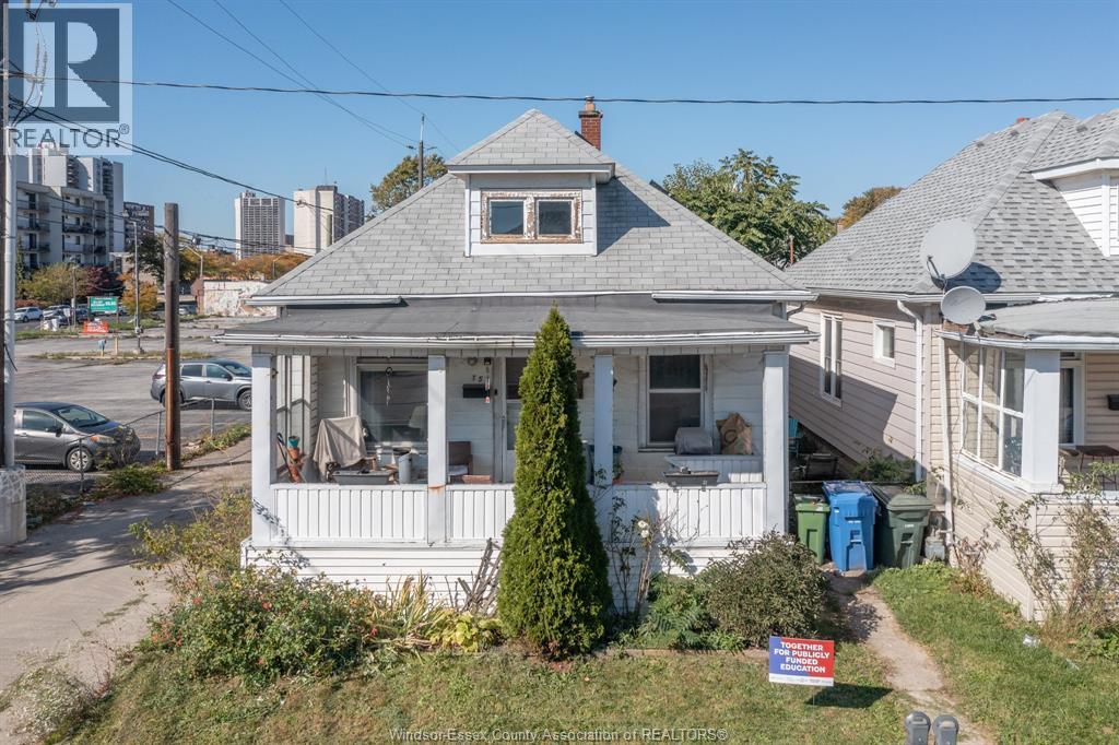 MLS# 26025798: 156 ERIE STREET, Windsor, Canada