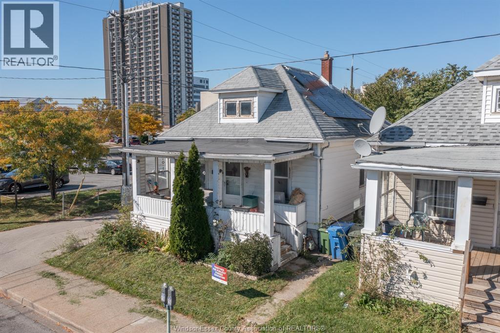 156 Erie Street, Windsor, Ontario  N9A 3W8 - Photo 10 - 26025798