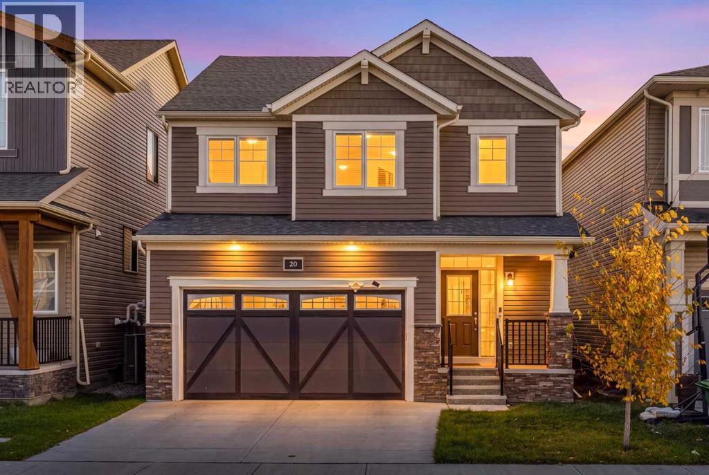 20 Carringham Heights NW, Calgary, Alberta