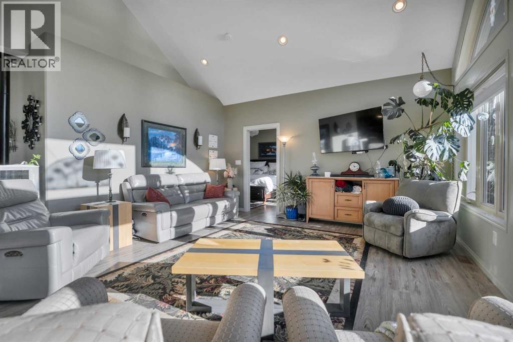 409, 462014 RAGE ROAD 10