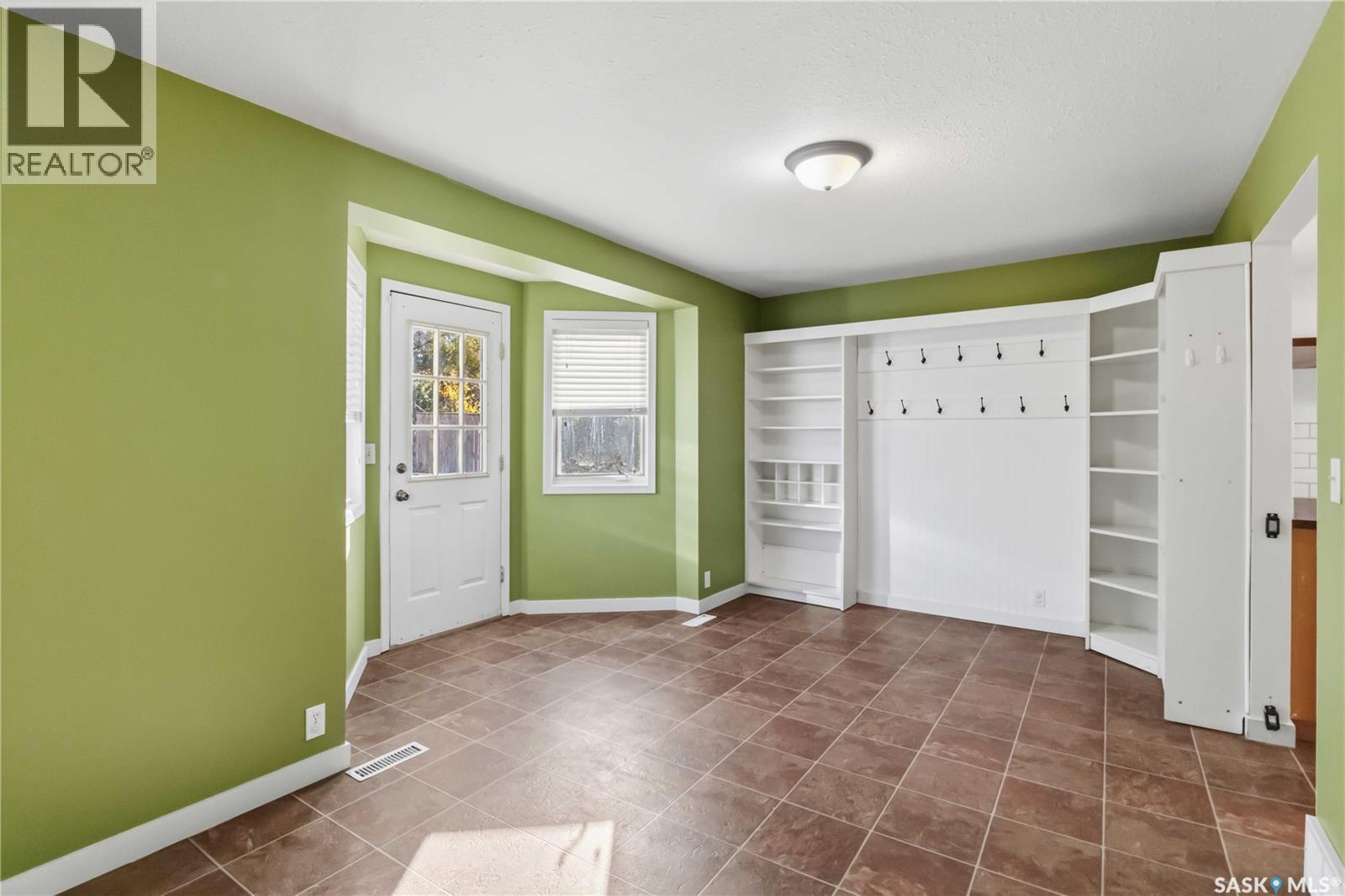 826 I Avenue N, Saskatoon, Saskatchewan  S7L 2H3 - Photo 24 - SK051683