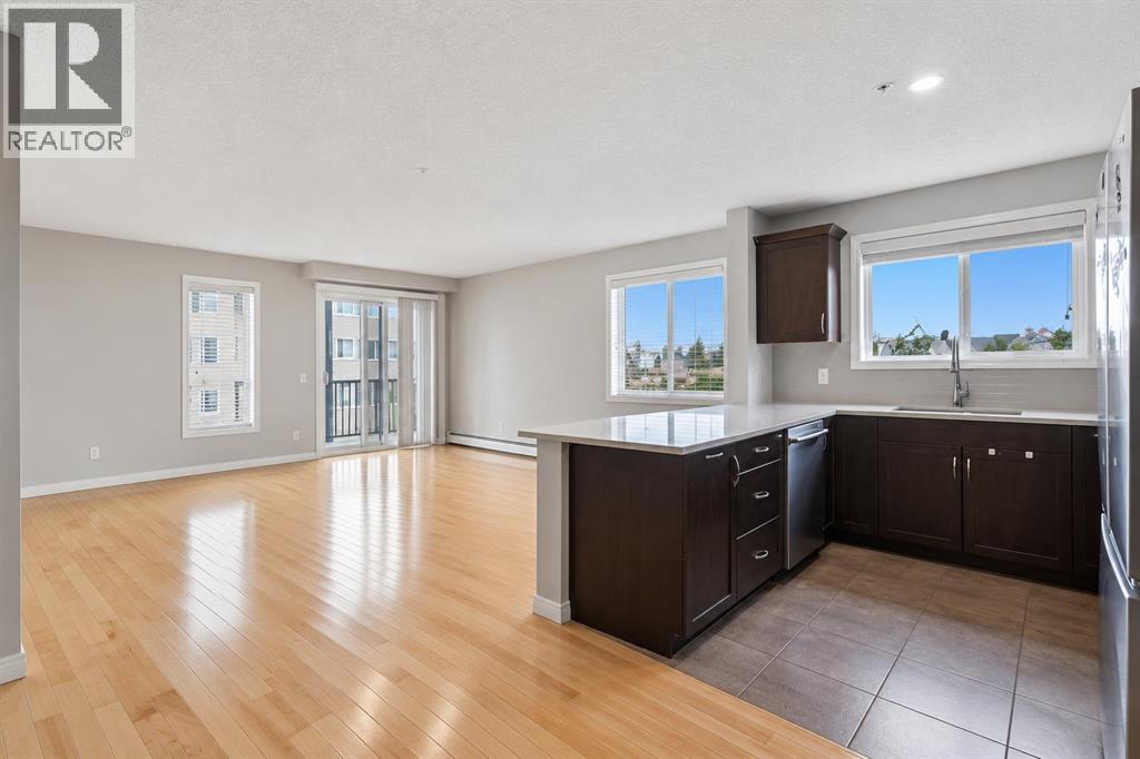 3301, 10 Country Village Park NE, Calgary, Alberta