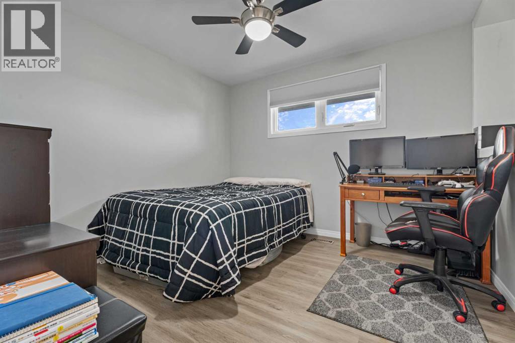 10 Mountain Street E