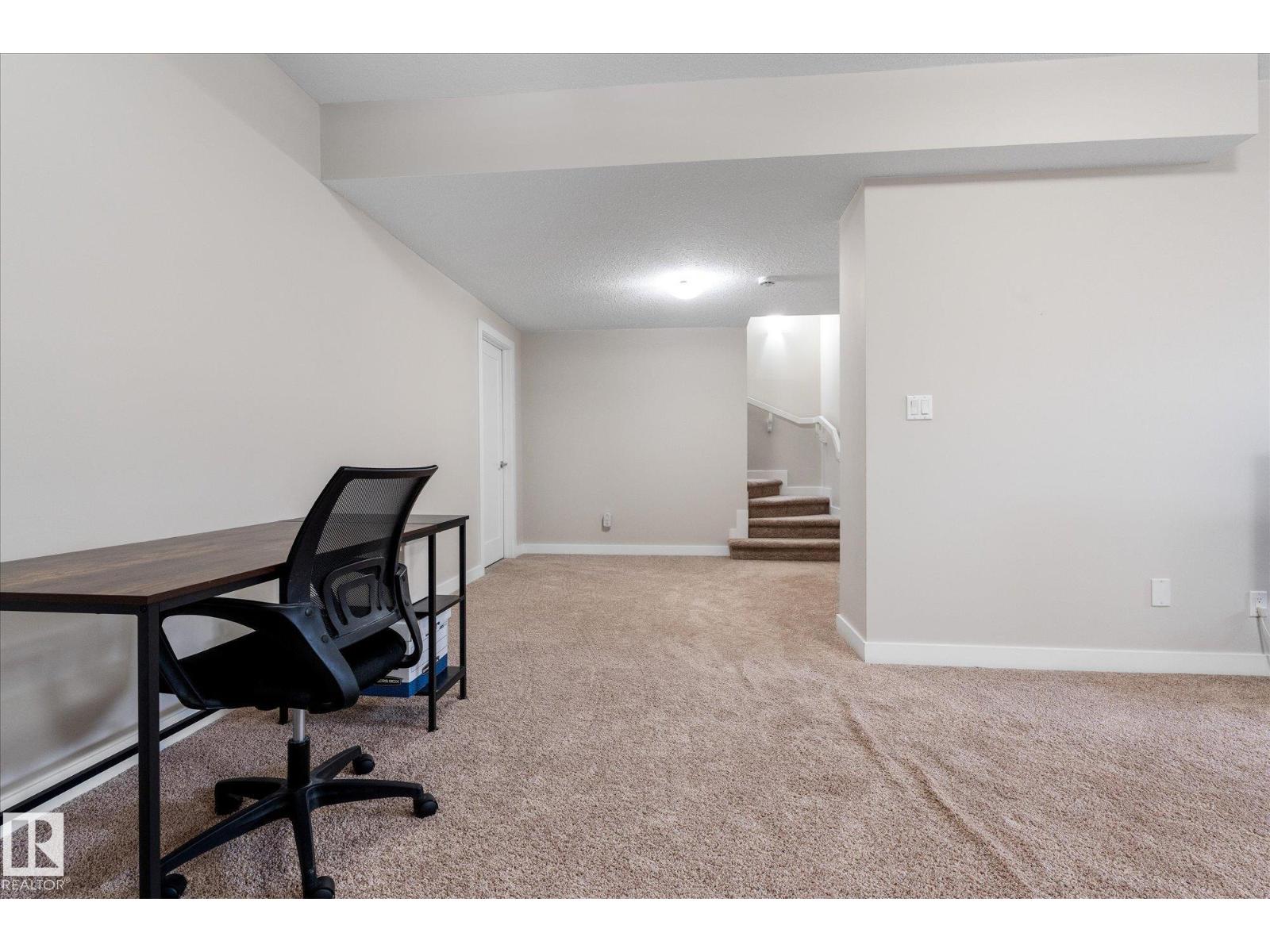 11 PRESCOTT CL