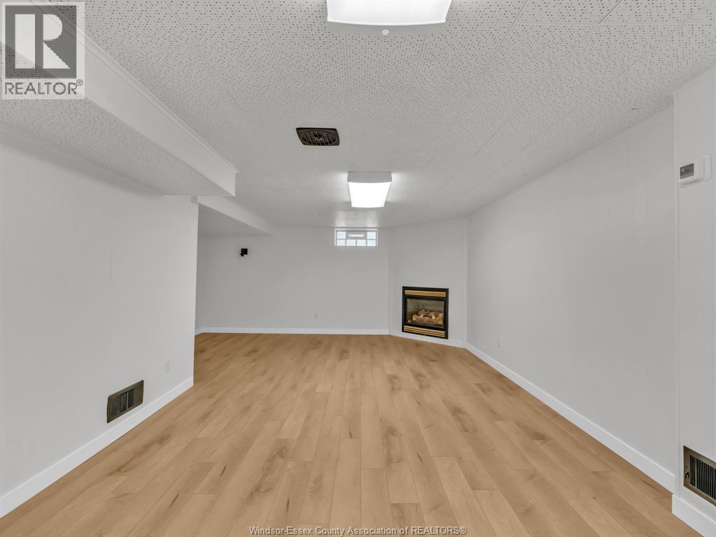 3518 Woodland Avenue, Windsor, Ontario  N9E 1Z8 - Photo 30 - 26026035