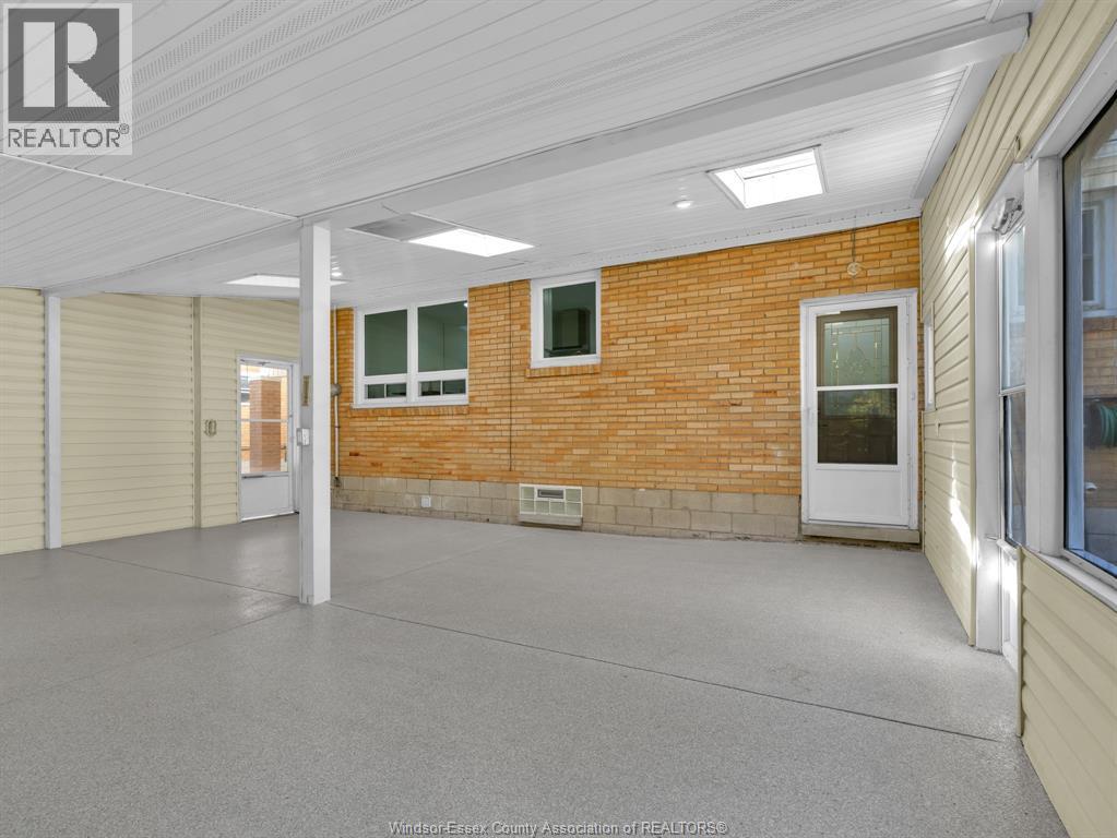 3518 Woodland Avenue, Windsor, Ontario  N9E 1Z8 - Photo 37 - 26026035