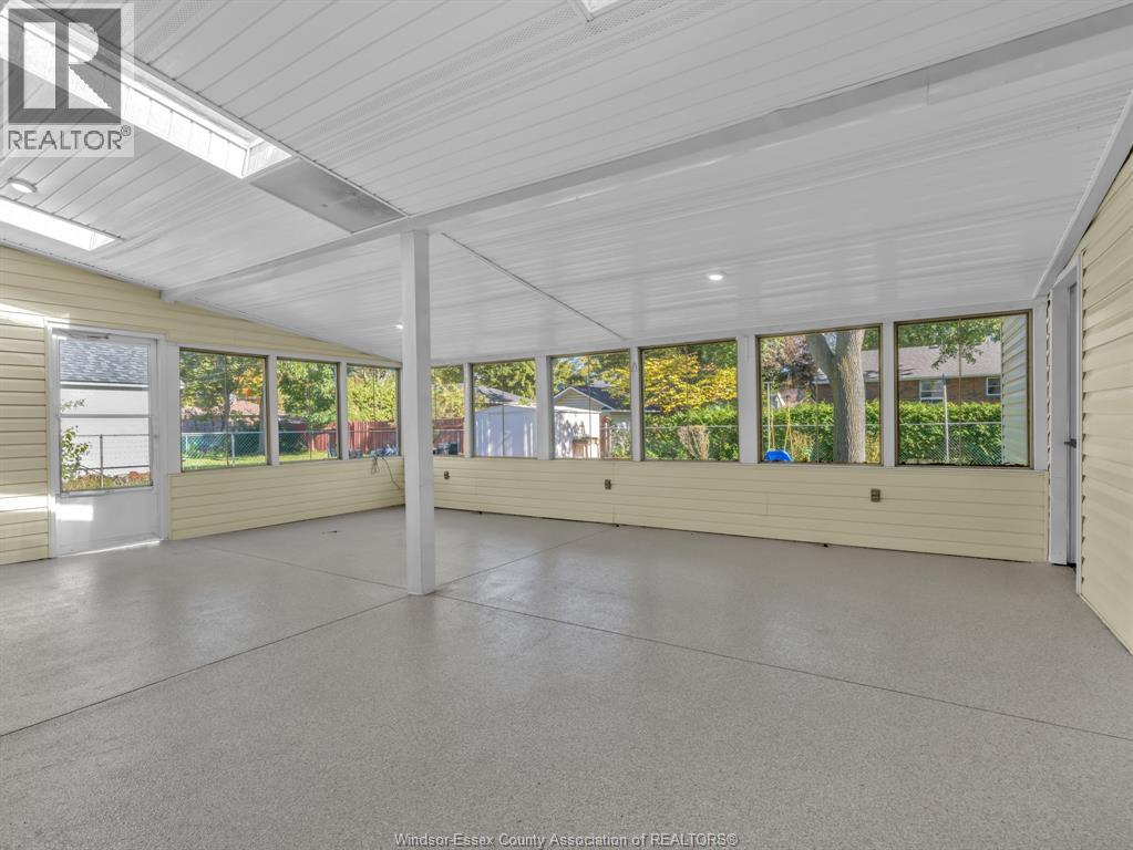 3518 Woodland Avenue, Windsor, Ontario  N9E 1Z8 - Photo 39 - 26026035