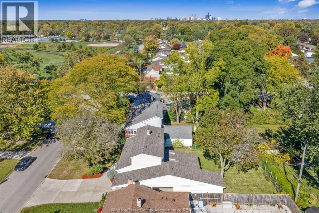 3518 Woodland Avenue, Windsor, Ontario  N9E 1Z8 - Photo 46 - 26026035