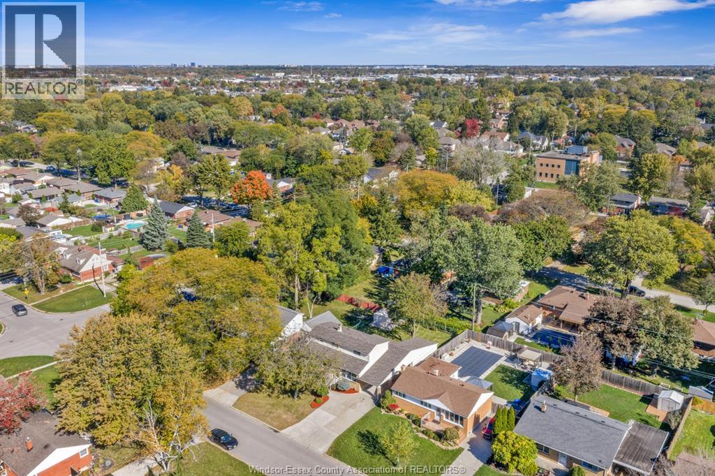 3518 Woodland Avenue, Windsor, Ontario  N9E 1Z8 - Photo 49 - 26026035