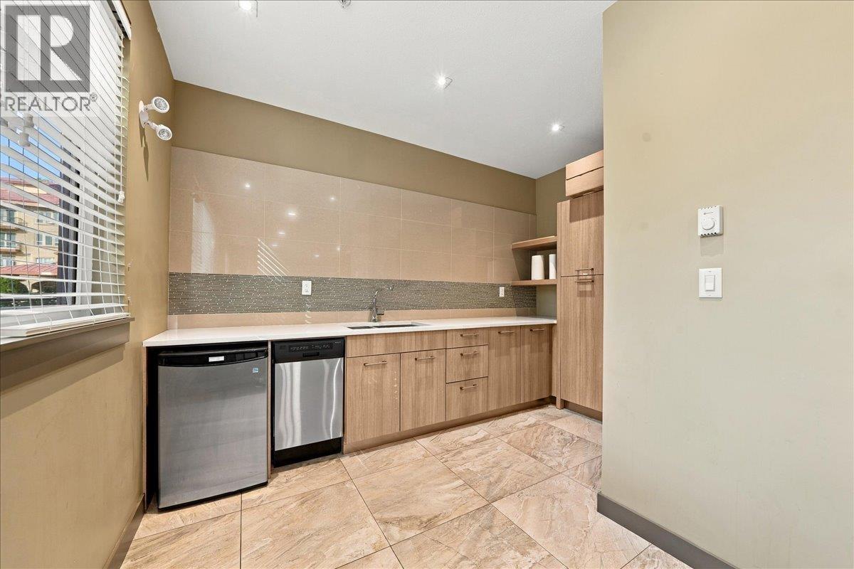 205 2214 Kelly Avenue, Port Coquitlam, British Columbia  V3C 0E5 - Photo 20 - R3177746