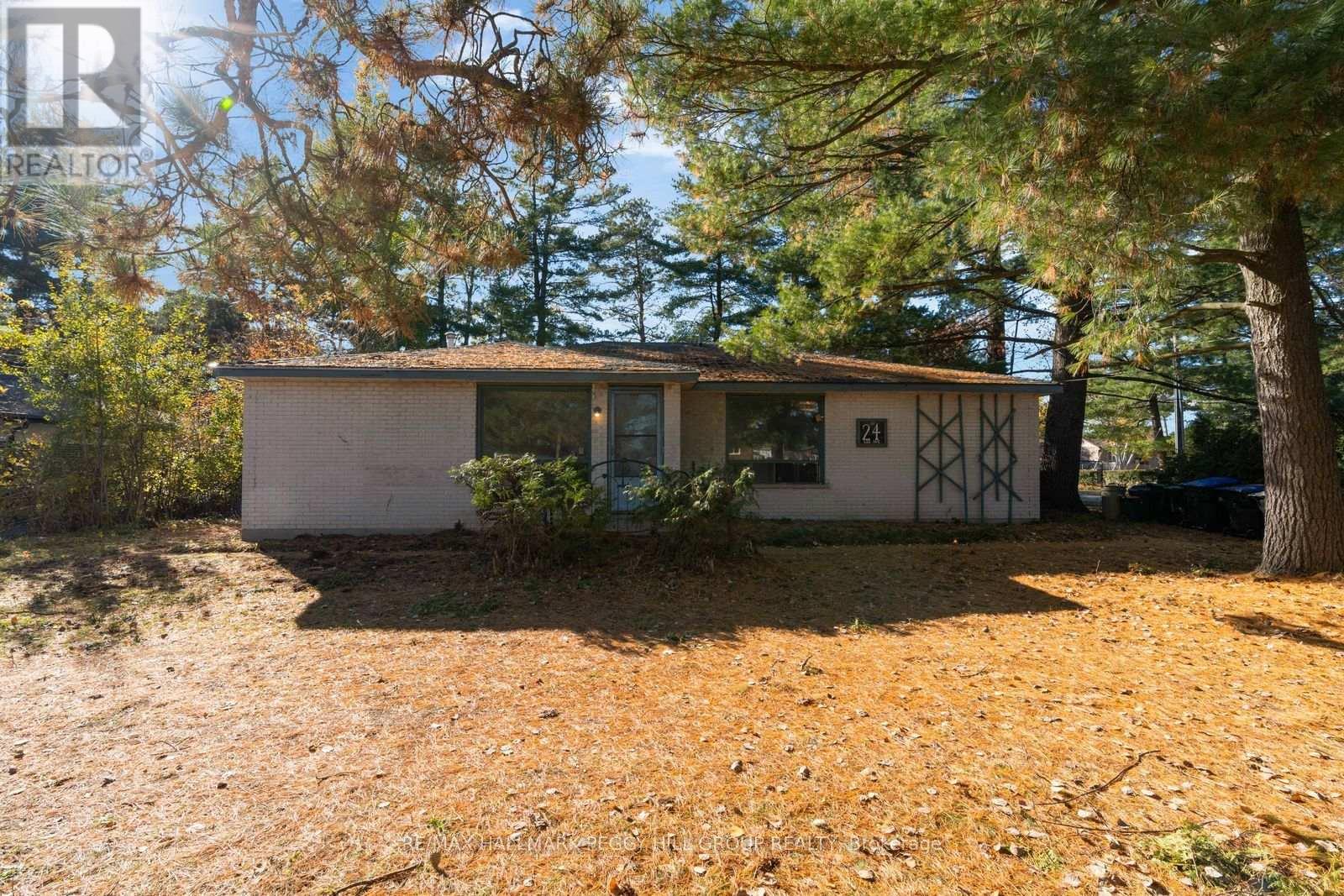 24 Lee Avenue, Essa (Angus), Ontario  L3W 0L2 - Photo 1 - N14107604