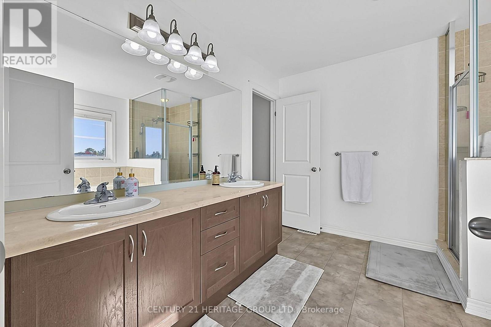 67 Manor Forest Road, East Gwillimbury (Mt Albert), Ontario  L0G 1M0 - Photo 25 - N14107678