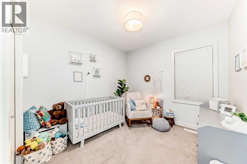 743 Shawnee Drive SW, Calgary, Alberta  T2Y 1V6 - Photo 33 - A2353885