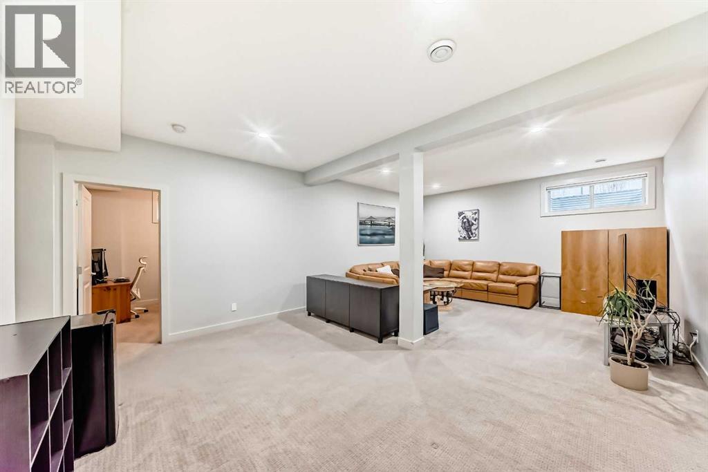 743 Shawnee Drive SW, Calgary, Alberta  T2Y 1V6 - Photo 40 - A2353885