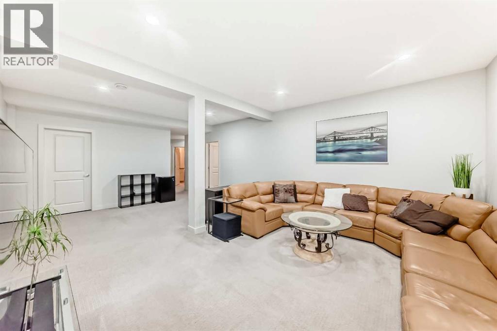 743 Shawnee Drive SW, Calgary, Alberta  T2Y 1V6 - Photo 43 - A2353885