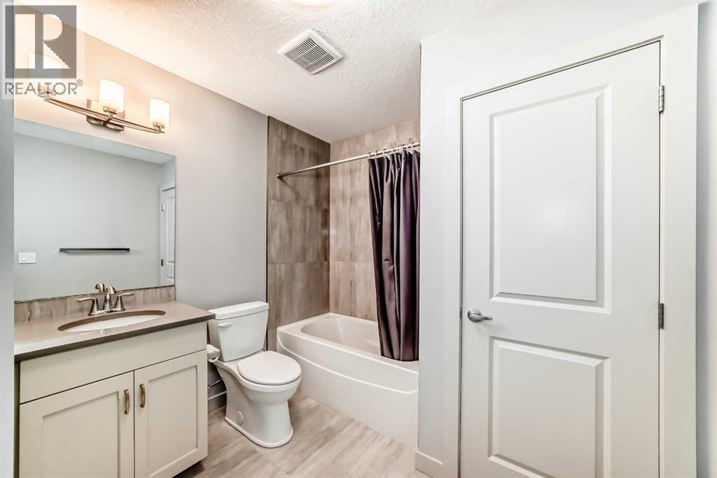 743 Shawnee Drive SW, Calgary, Alberta  T2Y 1V6 - Photo 46 - A2353885