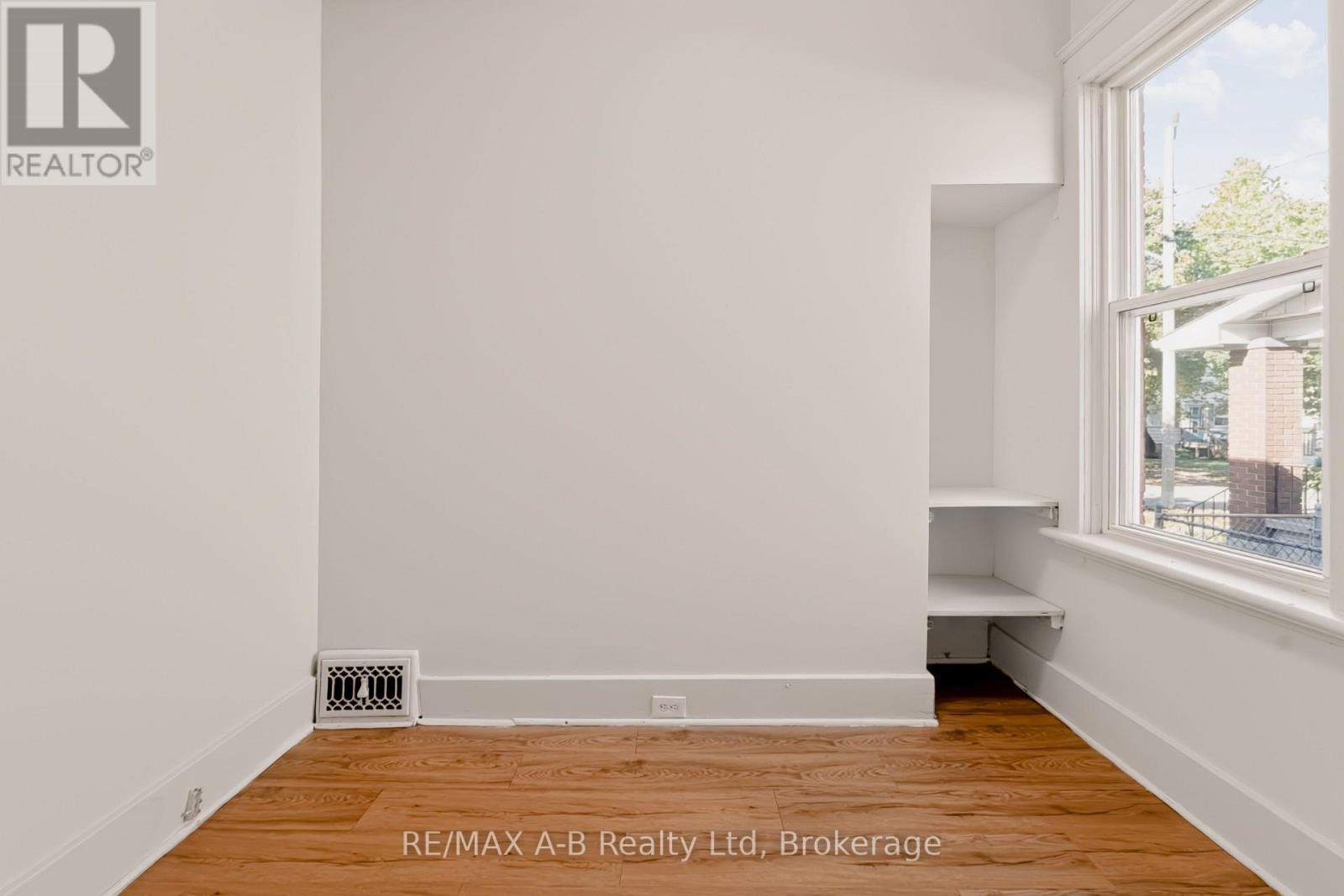 176 Sterling Street, London East (East C), Ontario  N5Y 1Z2 - Photo 18 - X14107546