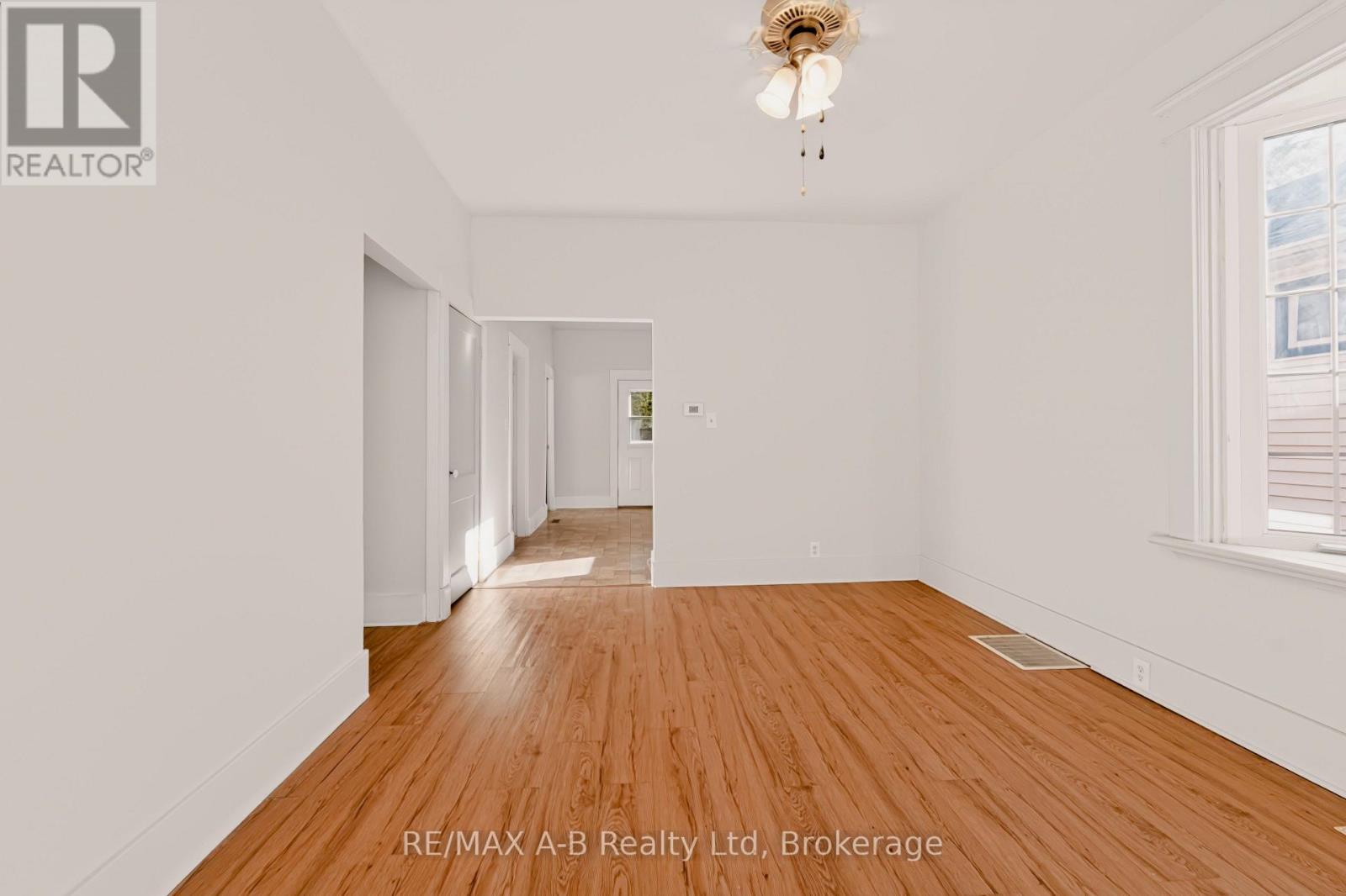 176 Sterling Street, London East (East C), Ontario  N5Y 1Z2 - Photo 8 - X14107546