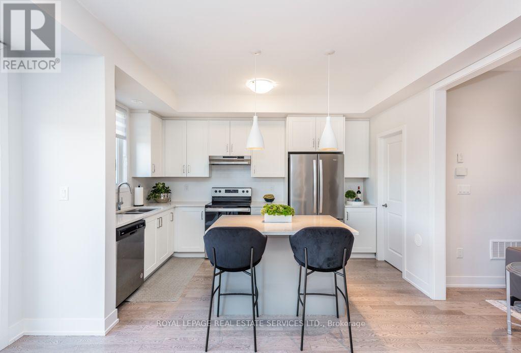 1444 Yellow Rose Circle, Oakville, Ontario  L6M 4G3 - Photo 12 - W14107596