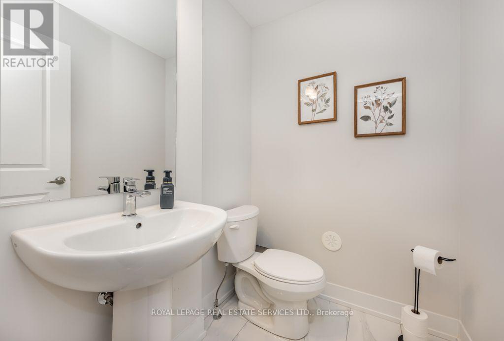 1444 Yellow Rose Circle, Oakville, Ontario  L6M 4G3 - Photo 15 - W14107596